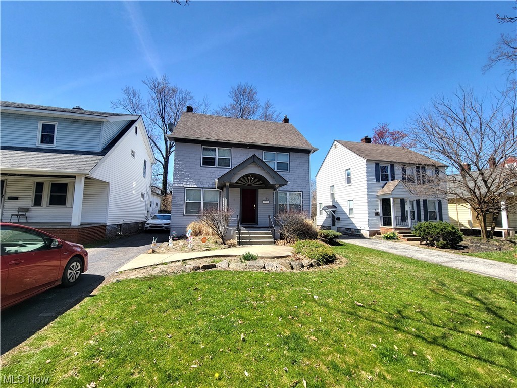 1166 Winston Road Cleveland, OH 44121 - Photo 3 of 24