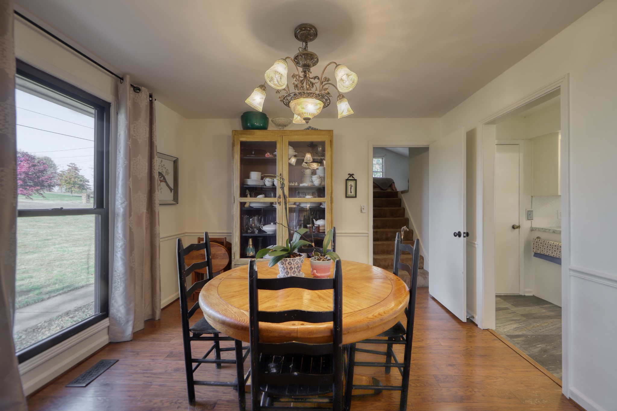 175 Bettis Road Lebanon, TN 37090 - Photo 15 of 49 a dining room with furniture and window