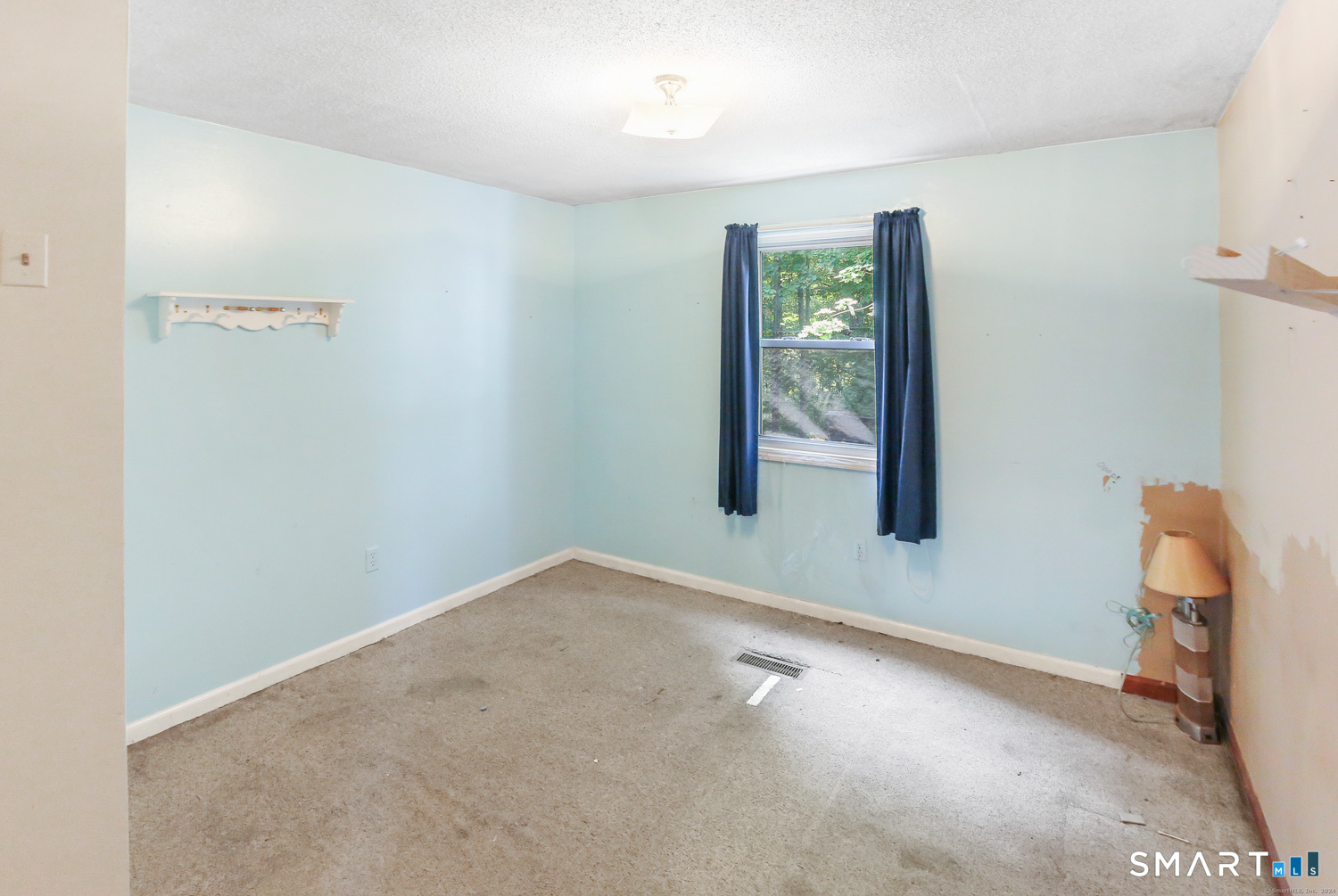 385 Putnam Pike Killingly, CT 06241 - Photo 22 of 36