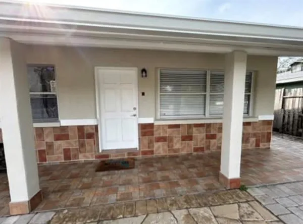 $1,200 | 2216 Webber Street, Unit B, Sarasota, FL 34239