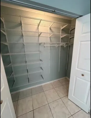 $1,200 | 2216 Webber Street, Unit B, Sarasota, FL 34239