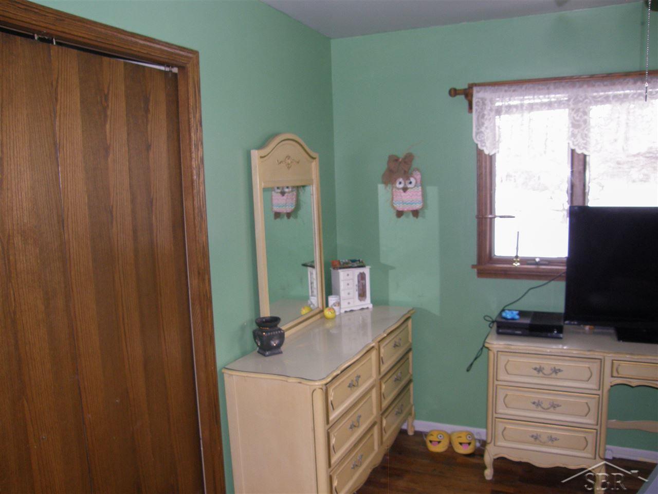 9420 South Hemlock Road St. Charles, MI 48655 - Photo 9 of 16 31309667-8.JPG