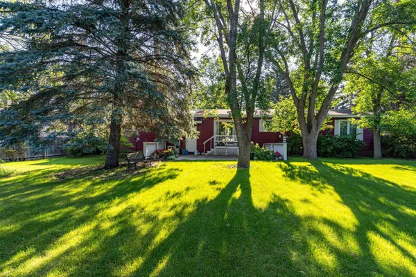 $252,500 | 109 Stephen Drive Northeast, Fertile, MN 56540