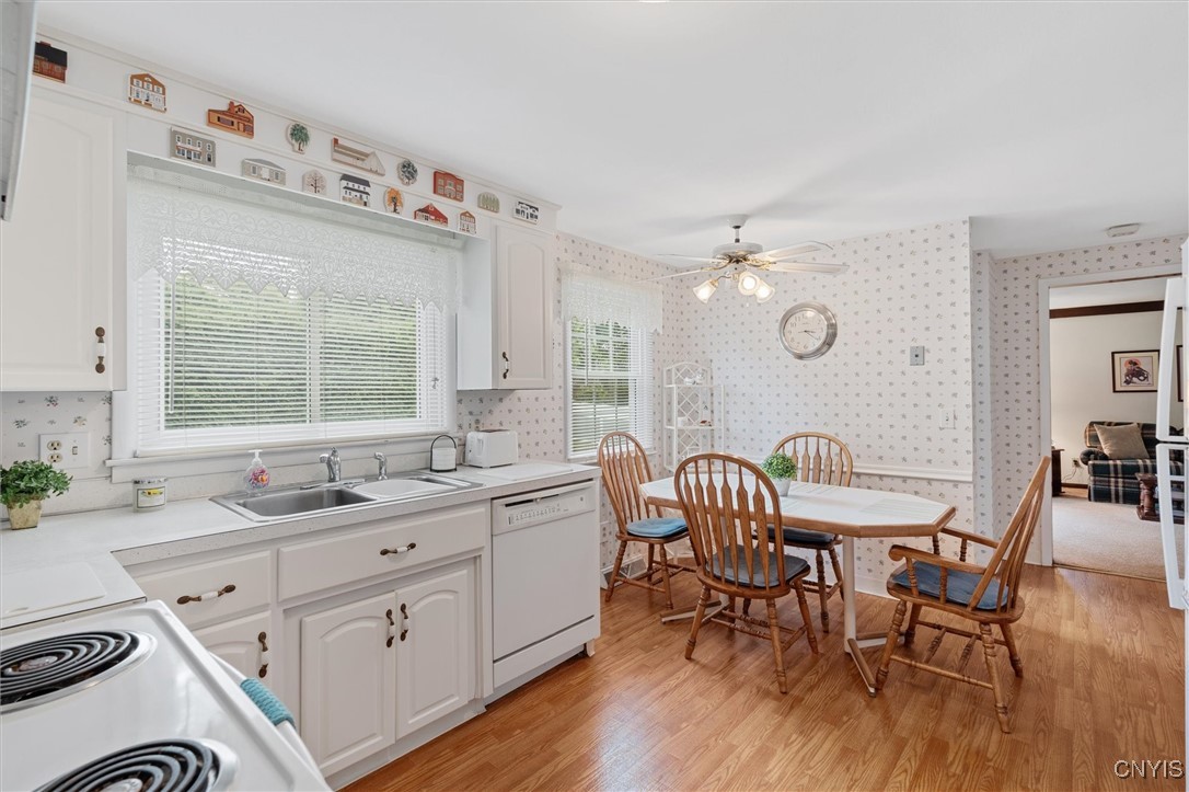 104 Hillside Way Camillus, NY 13031 - Photo 6 of 26