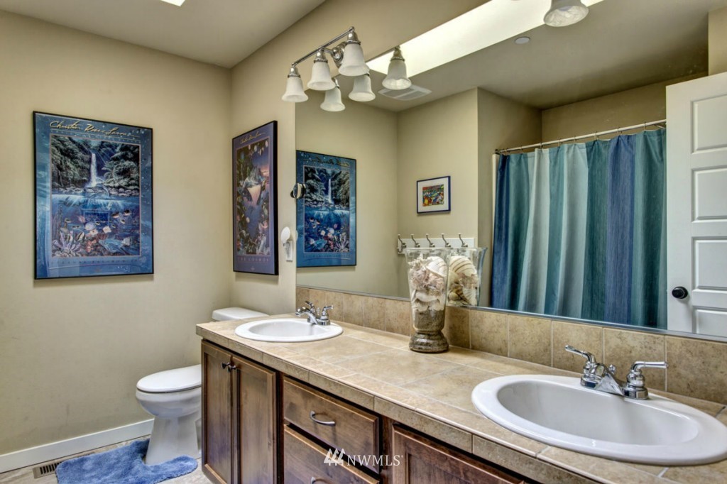 21819 31st Drive Southeast Bothell, WA 98021 - Photo 19 of 22 Gallery Image 19