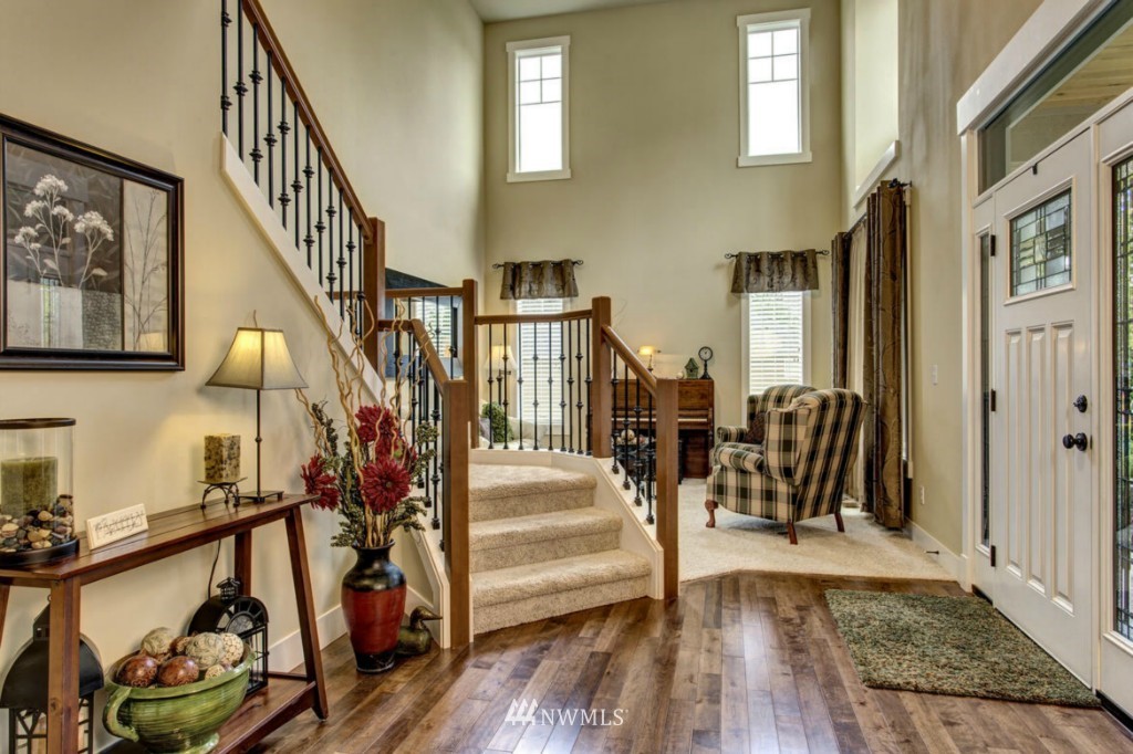 21819 31st Drive Southeast Bothell, WA 98021 - Photo 4 of 22 Gallery Image 4
