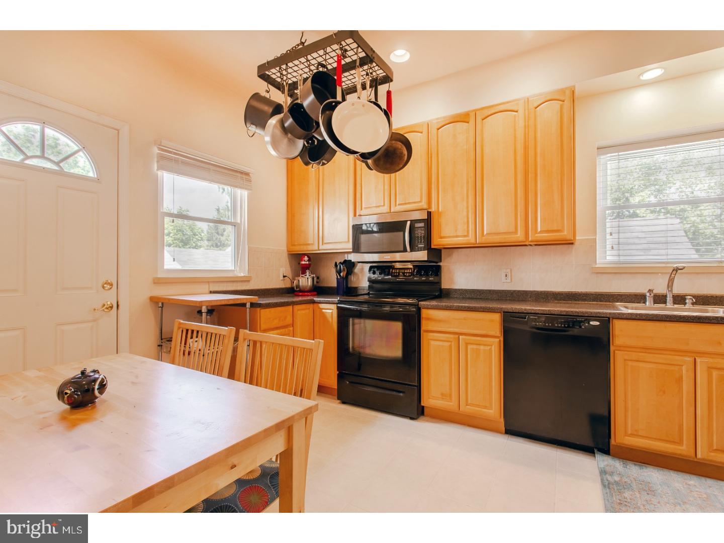 440 Kenmore Road Havertown, PA 19083 - Photo 7 of 20