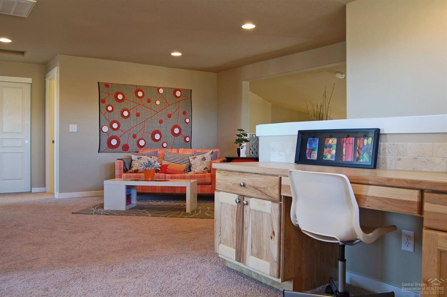 2764 Southwest 47th Street Redmond, OR 97756 - Photo 6 of 13 Additional Photo