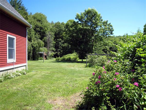 87 Westbrook Road Whately, MA 01373 - Photo 3 of 29