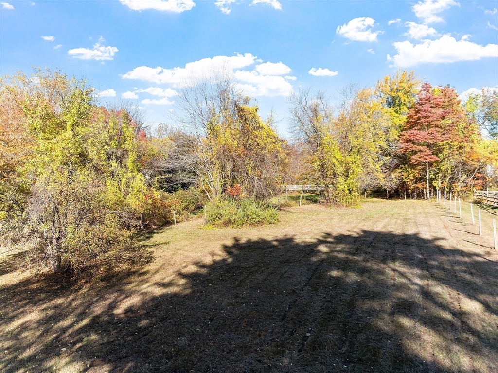 819 West Street Lunenburg, MA 01462 - Photo 15 of 42 a view of ocean