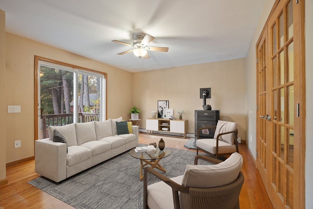 819 West Street Lunenburg, MA 01462 - Photo 31 of 42 a living room with furniture and a large window