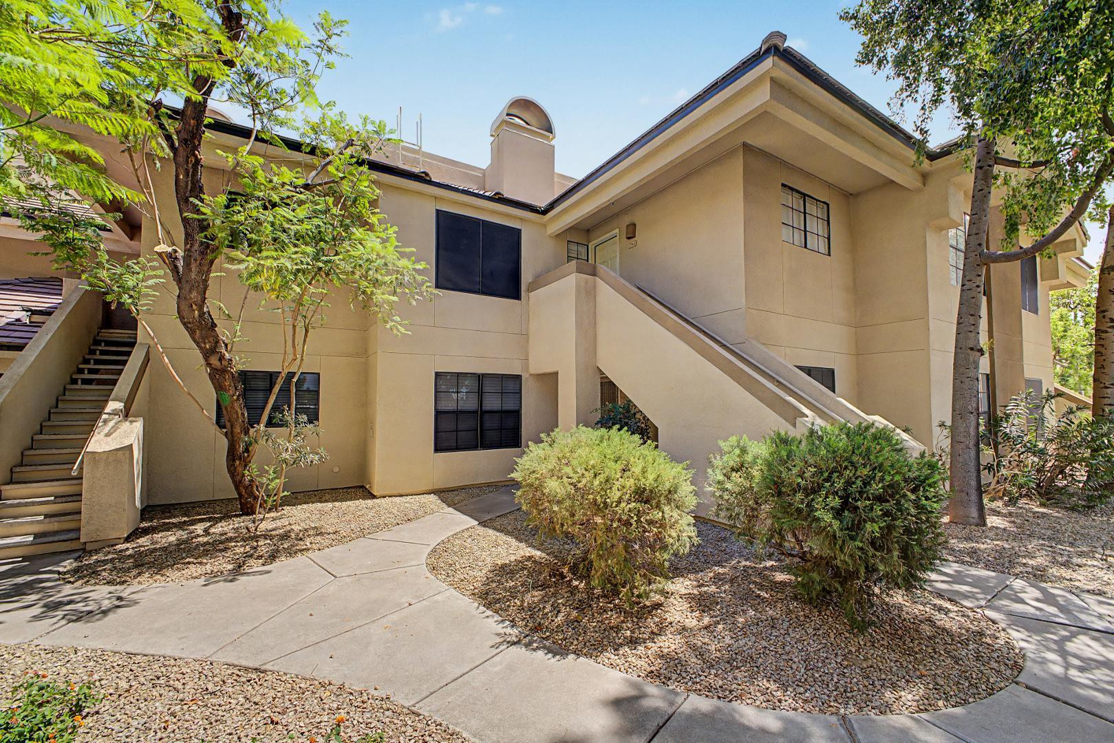 6885 East Cochise Road, Unit 108 Paradise Valley, AZ 85253 - Photo 2 of 40 Photo #2
