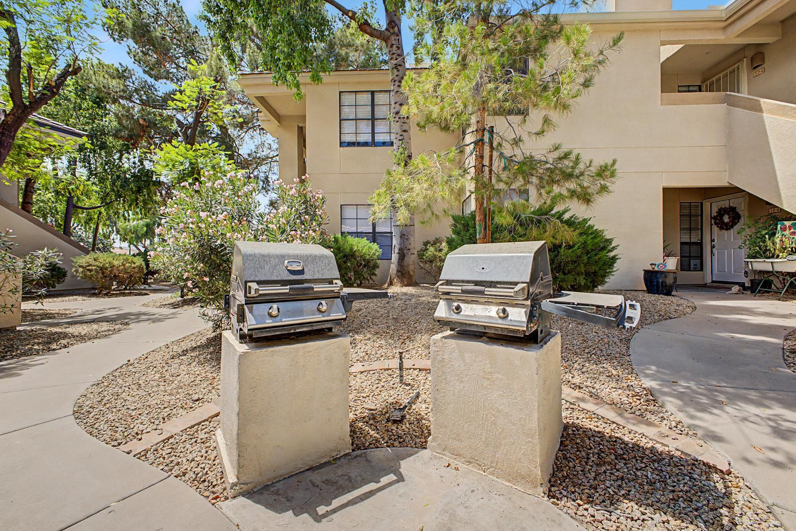 6885 East Cochise Road, Unit 108 Paradise Valley, AZ 85253 - Photo 4 of 40 Photo #4