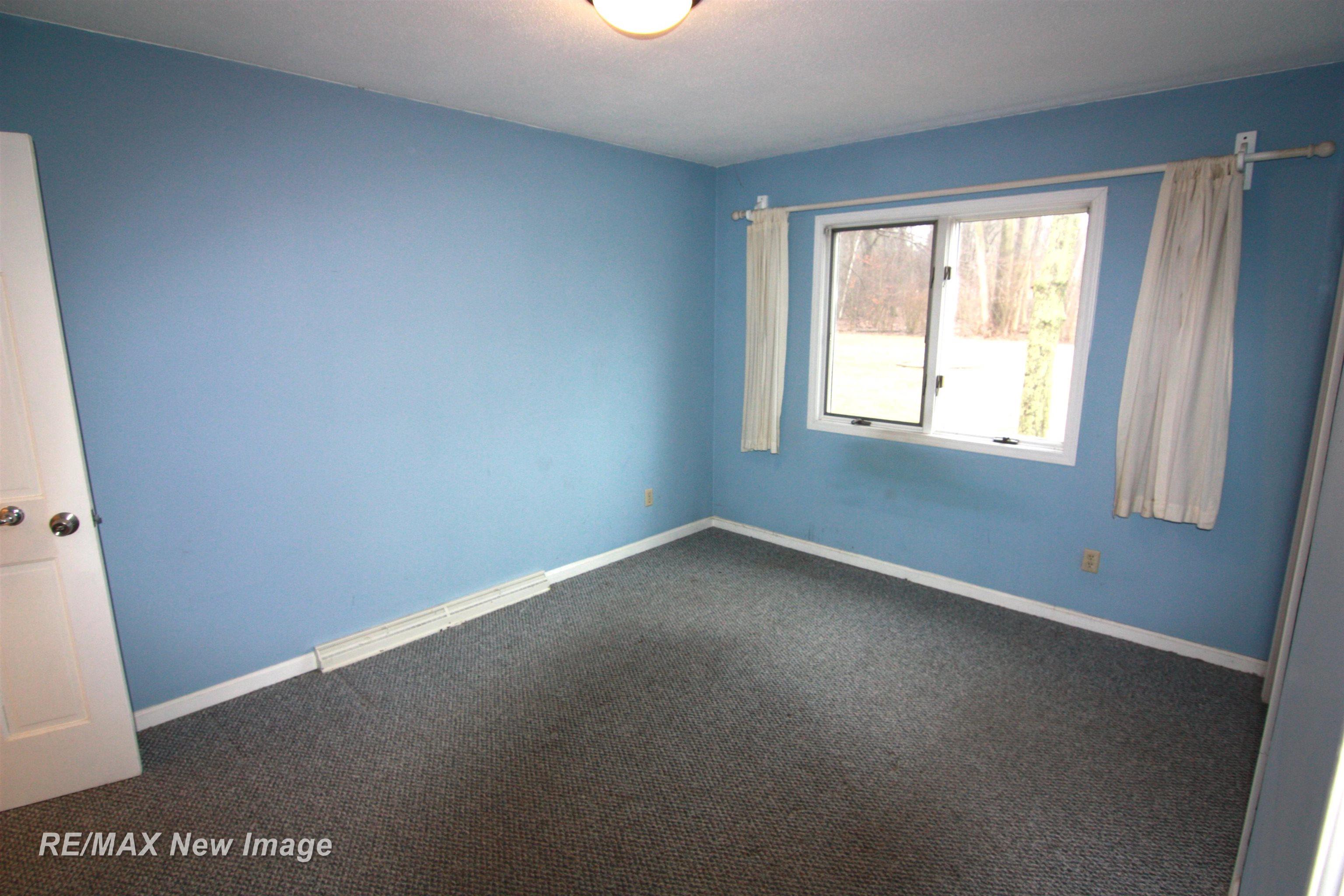 12495 Frost Road Hemlock, MI 48626 - Photo 16 of 28