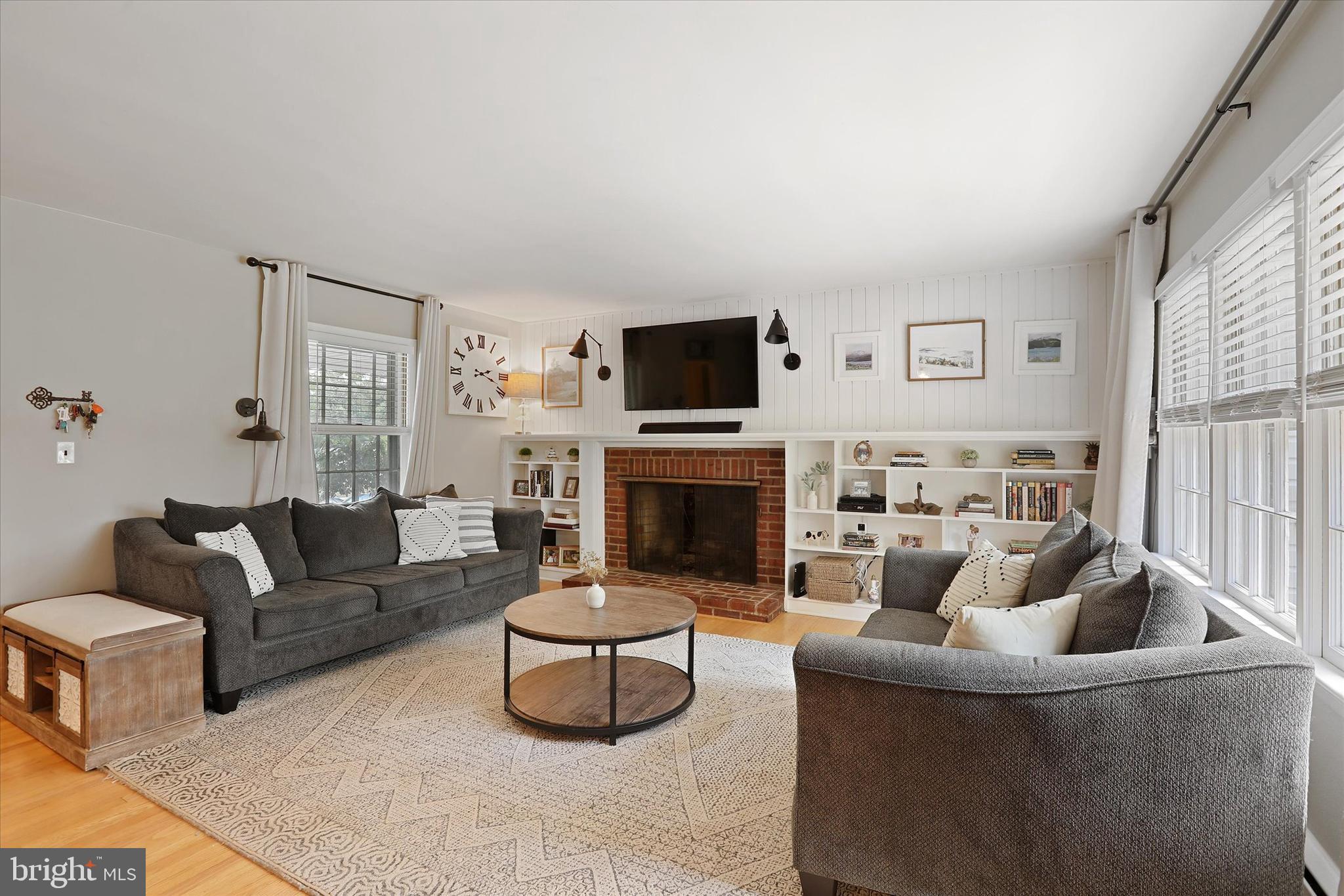 26 Dublin Road Pennington, NJ 08534 - Photo 3 of 31