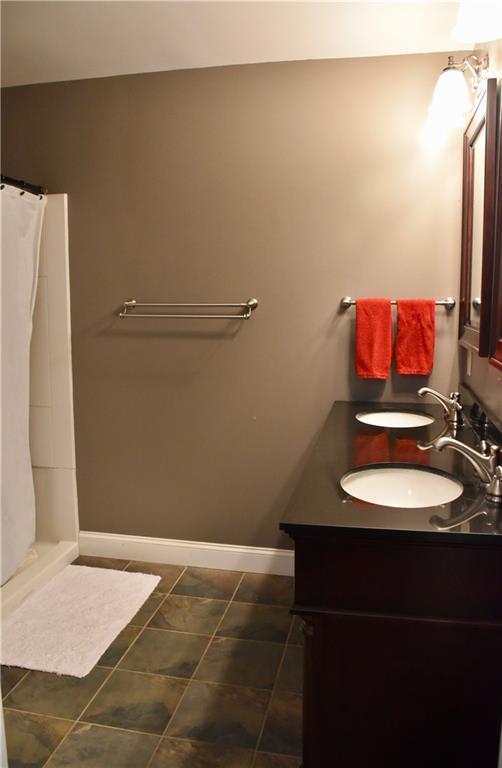 390 School Road Clinton, PA 15026 - Photo 11 of 25 Master Bathroom