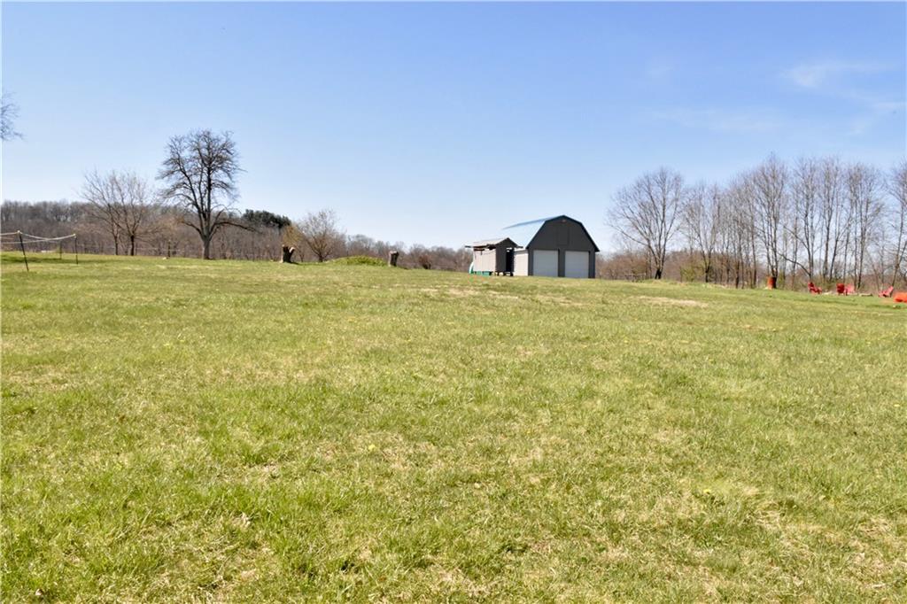 390 School Road Clinton, PA 15026 - Photo 21 of 25 Gallery Image 21