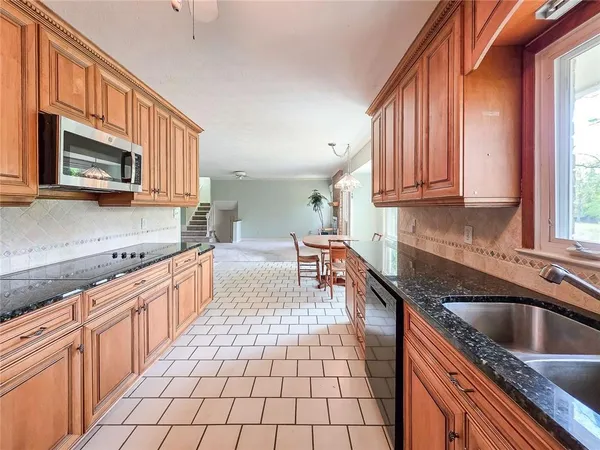 $610,000 | 5385 Seaton Way, Dunwoody, GA 30338