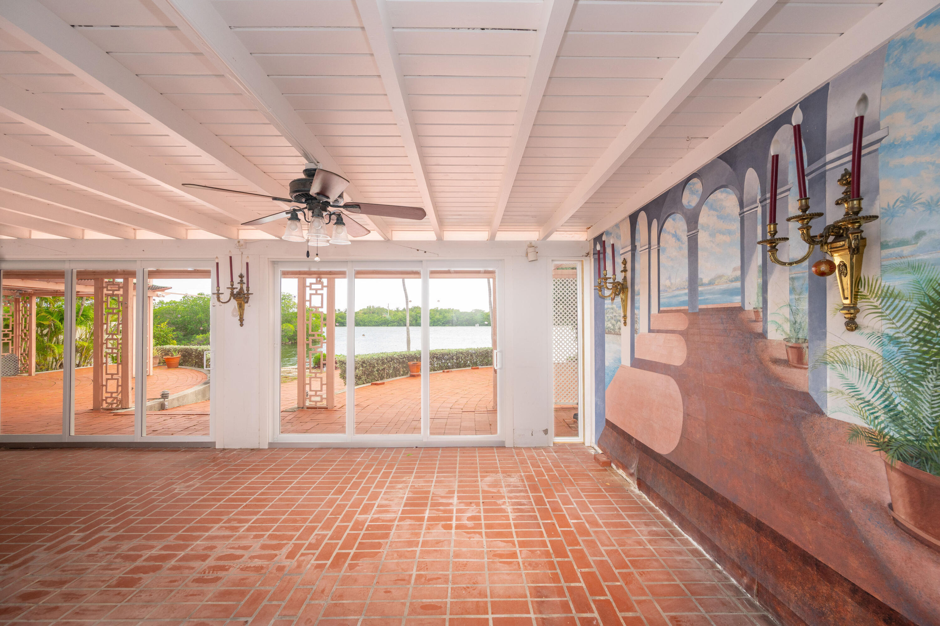 103 Key Haven Road Key Haven, FL 33040 - Photo 26 of 36 IMG_5021