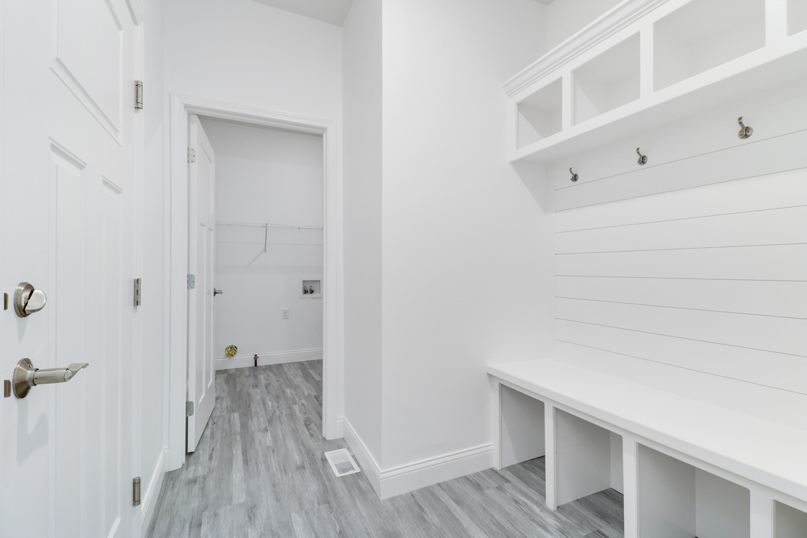 303 Bobwhite Way Normal, IL 61761 - Photo 13 of 39 Gallery Image 13