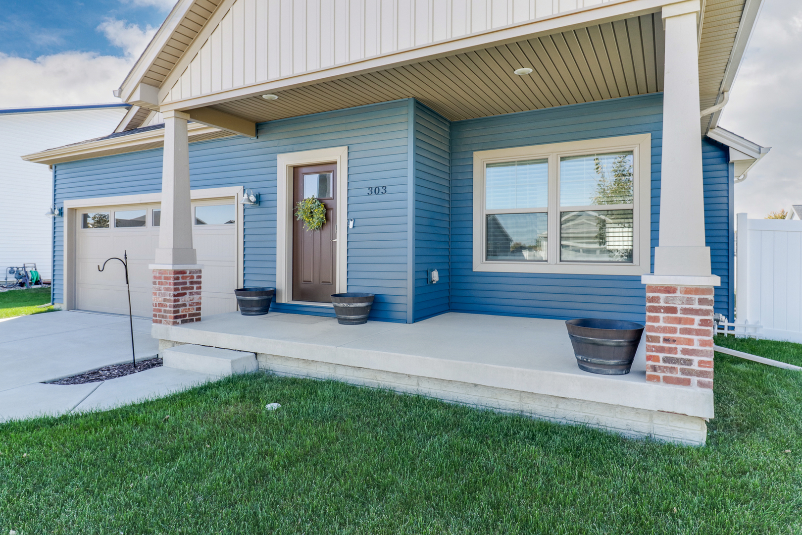 303 Bobwhite Way Normal, IL 61761 - Photo 2 of 39 Gallery Image 2