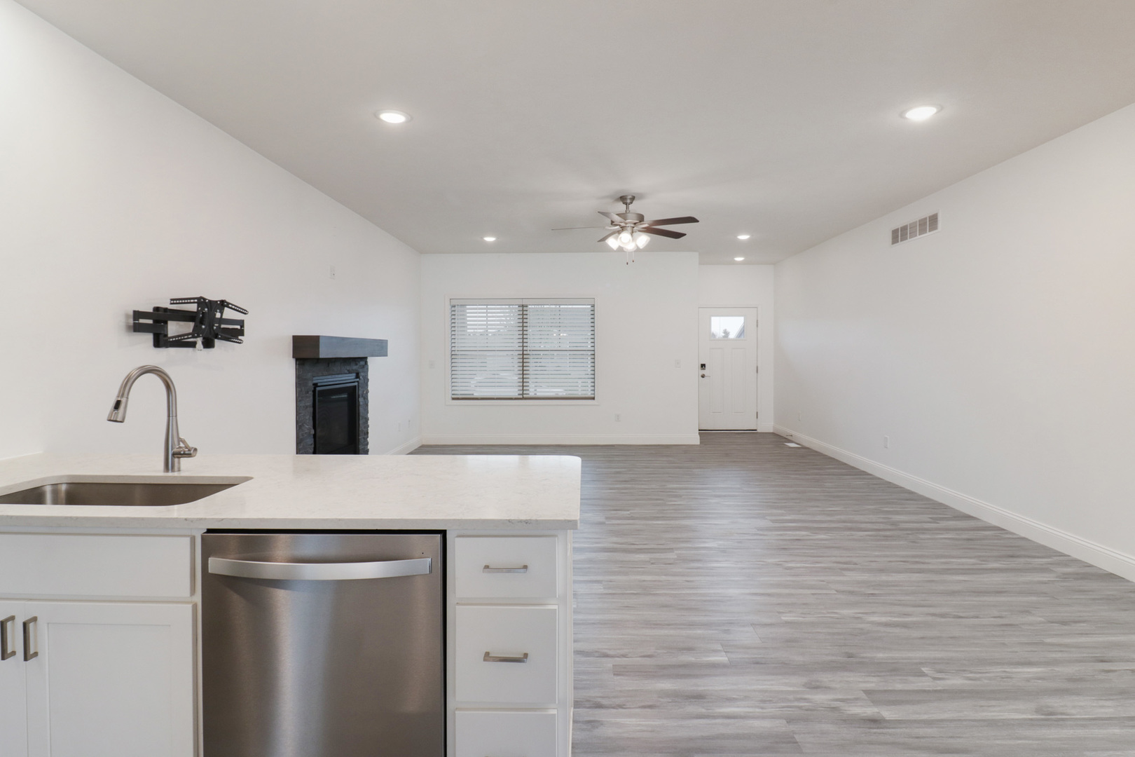 303 Bobwhite Way Normal, IL 61761 - Photo 10 of 39 Gallery Image 10