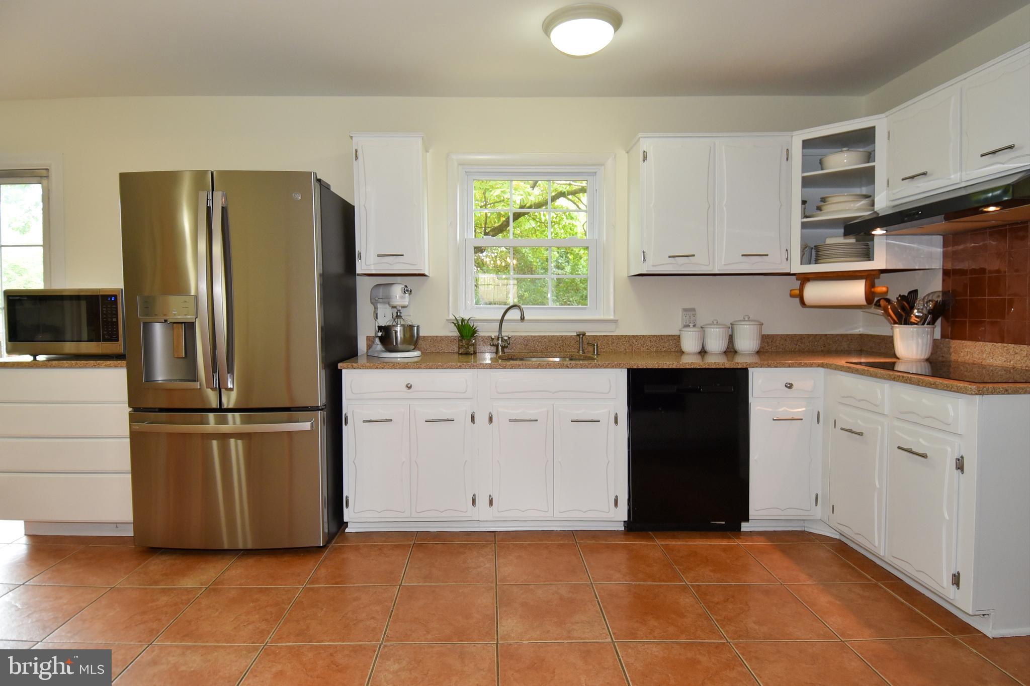 12700 Billington Road Silver Spring, MD 20904 - Photo 5 of 59