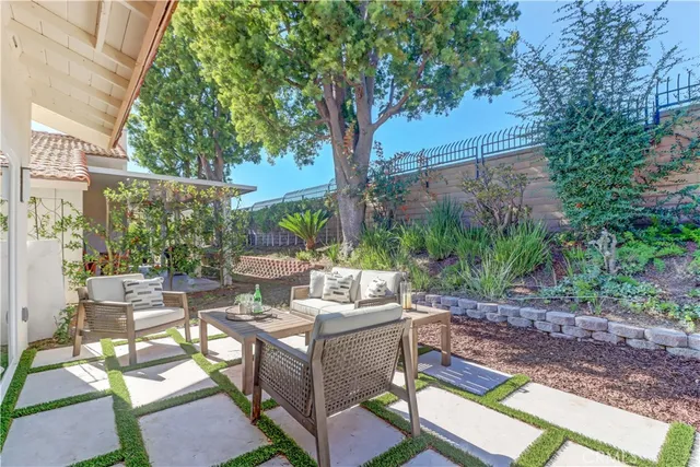 $2,250,000 | 5311 Cantante, Laguna Woods, CA 92637