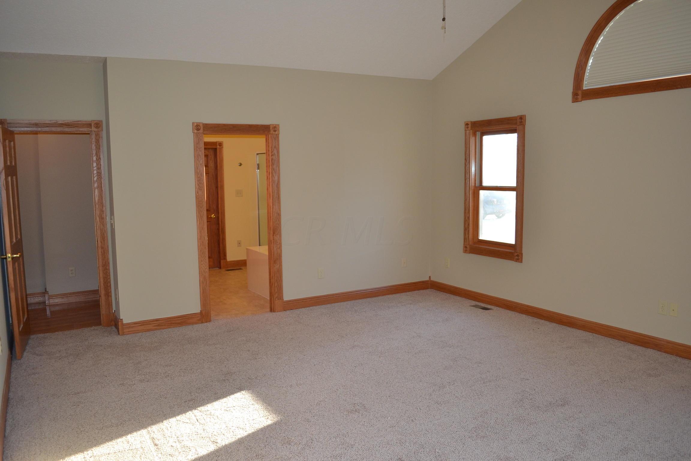 7874 South Bloomfield Royalton Road, Unit R Ashville, OH 43103 - Photo 12 of 25
