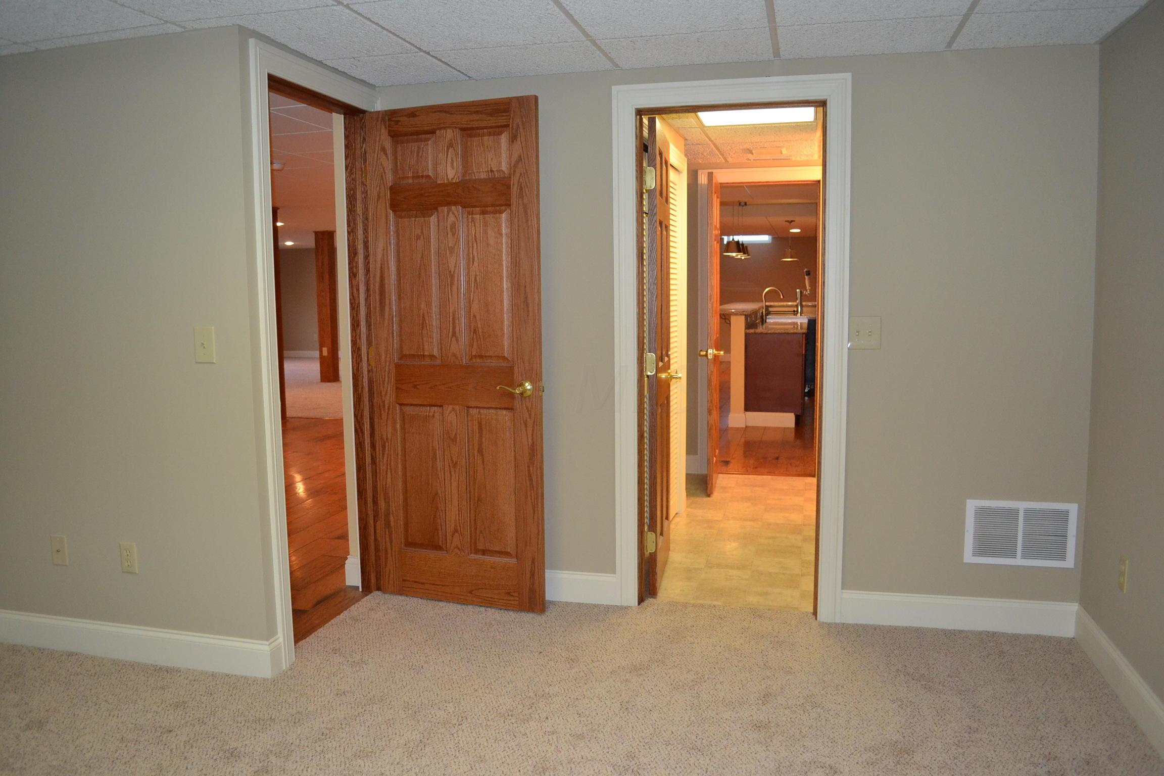 7874 South Bloomfield Royalton Road, Unit R Ashville, OH 43103 - Photo 19 of 25