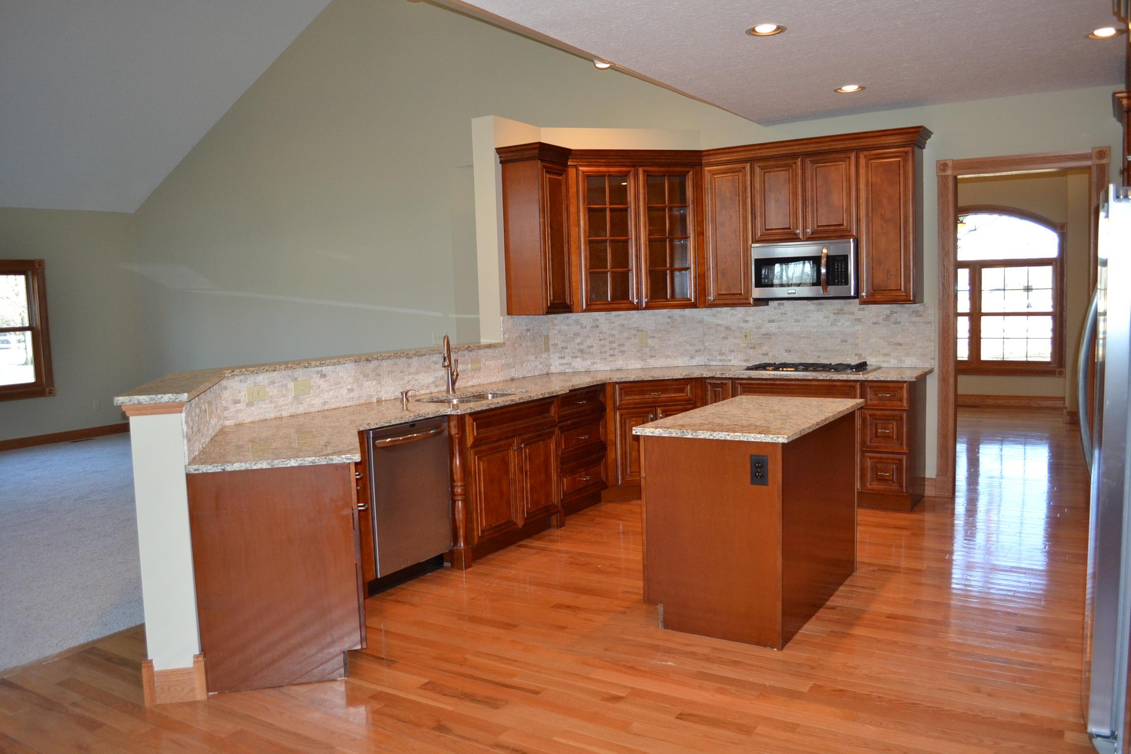 7874 South Bloomfield Royalton Road, Unit R Ashville, OH 43103 - Photo 5 of 25