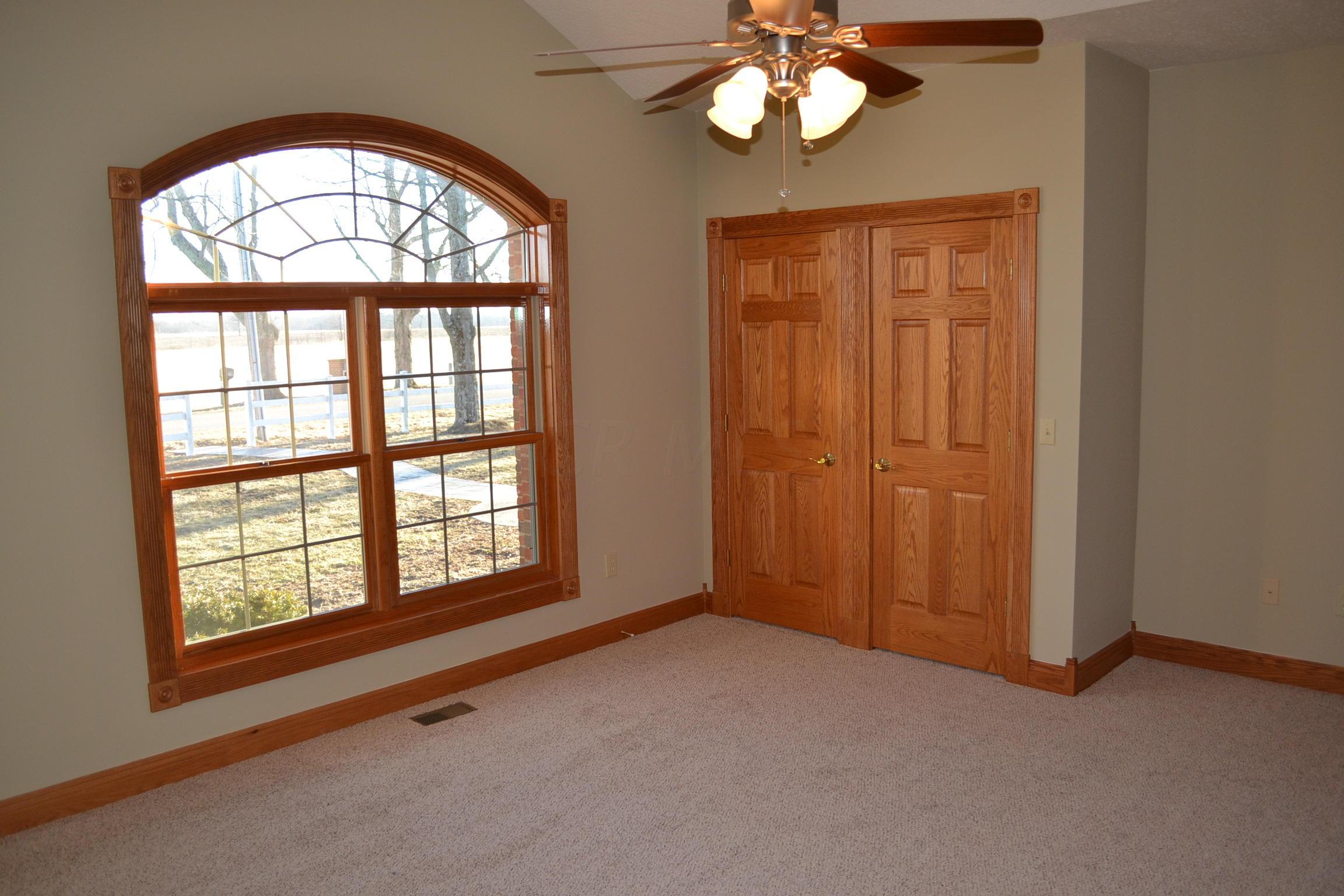 7874 South Bloomfield Royalton Road, Unit R Ashville, OH 43103 - Photo 9 of 25