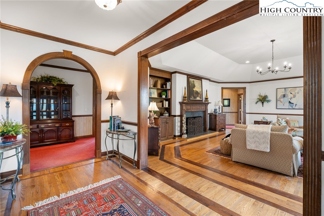 577 Oak Ridge Drive Boone, NC 28607 - Photo 10 of 33