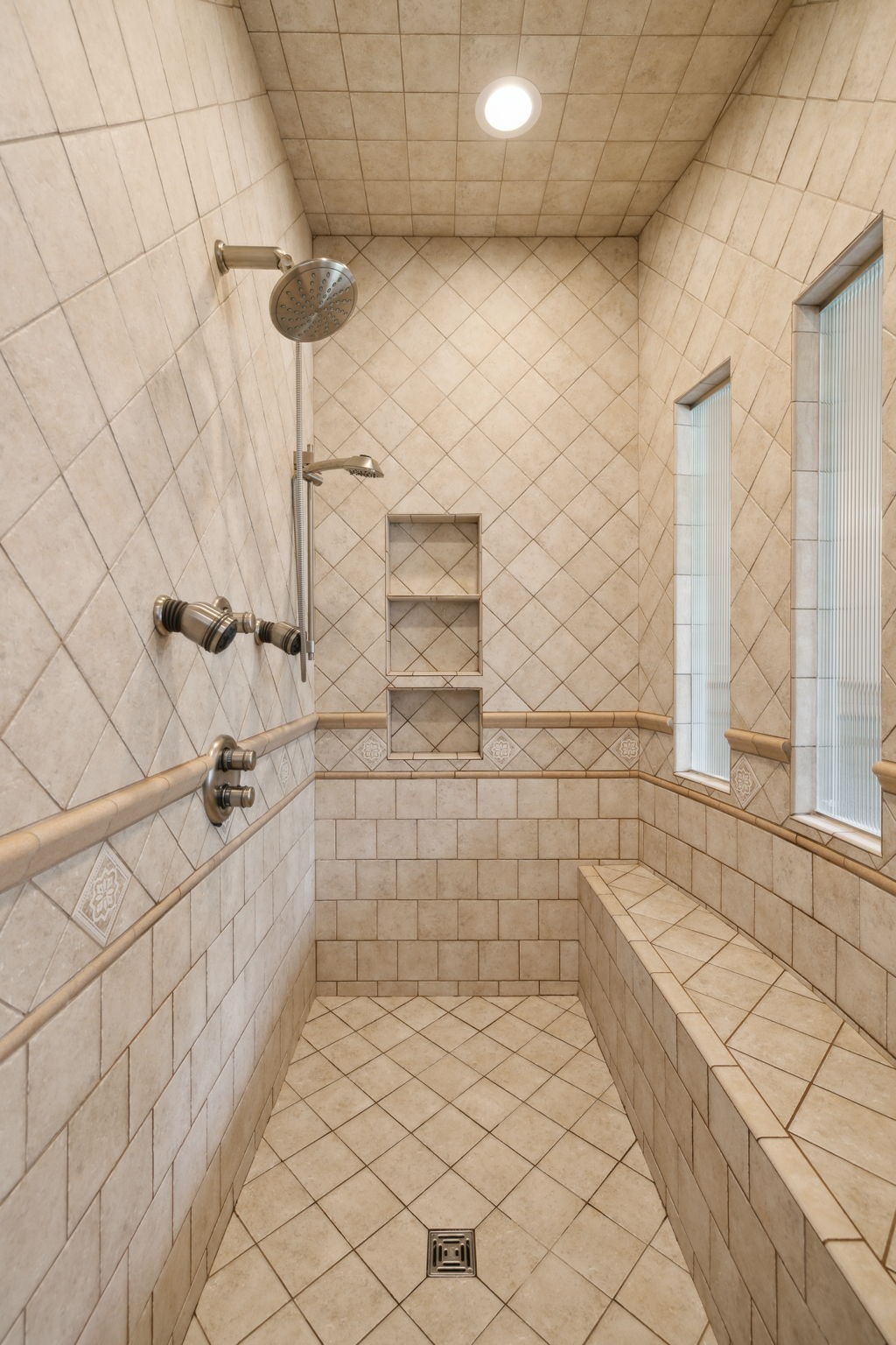 2526 Bearden Road Clarksville, TN 37043 - Photo 23 of 69 a bathroom with a bathtub and shower