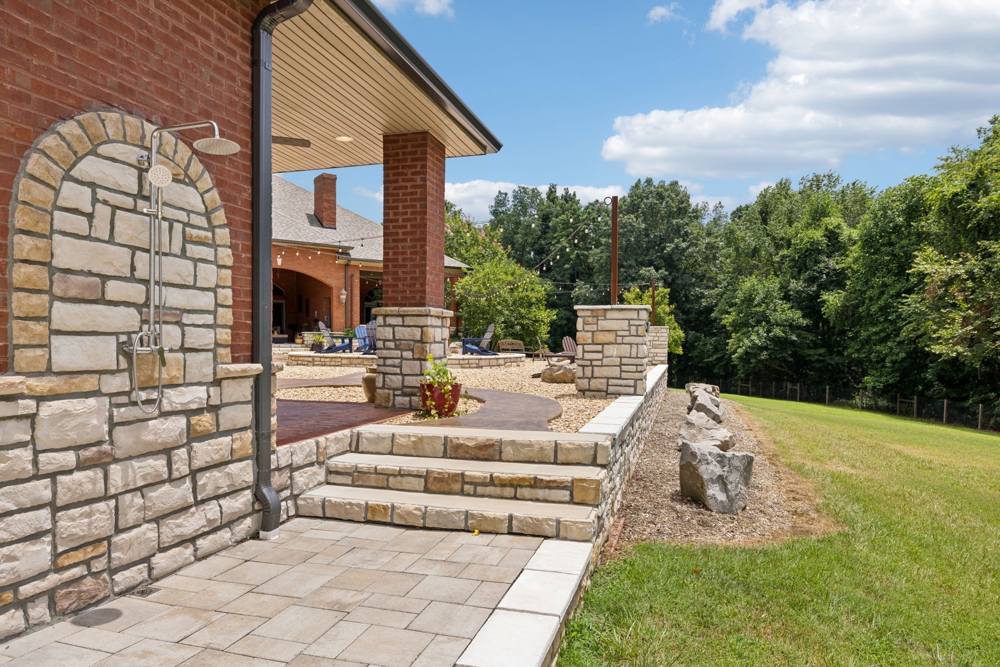 2526 Bearden Road Clarksville, TN 37043 - Photo 46 of 69 a front view of a house with garden