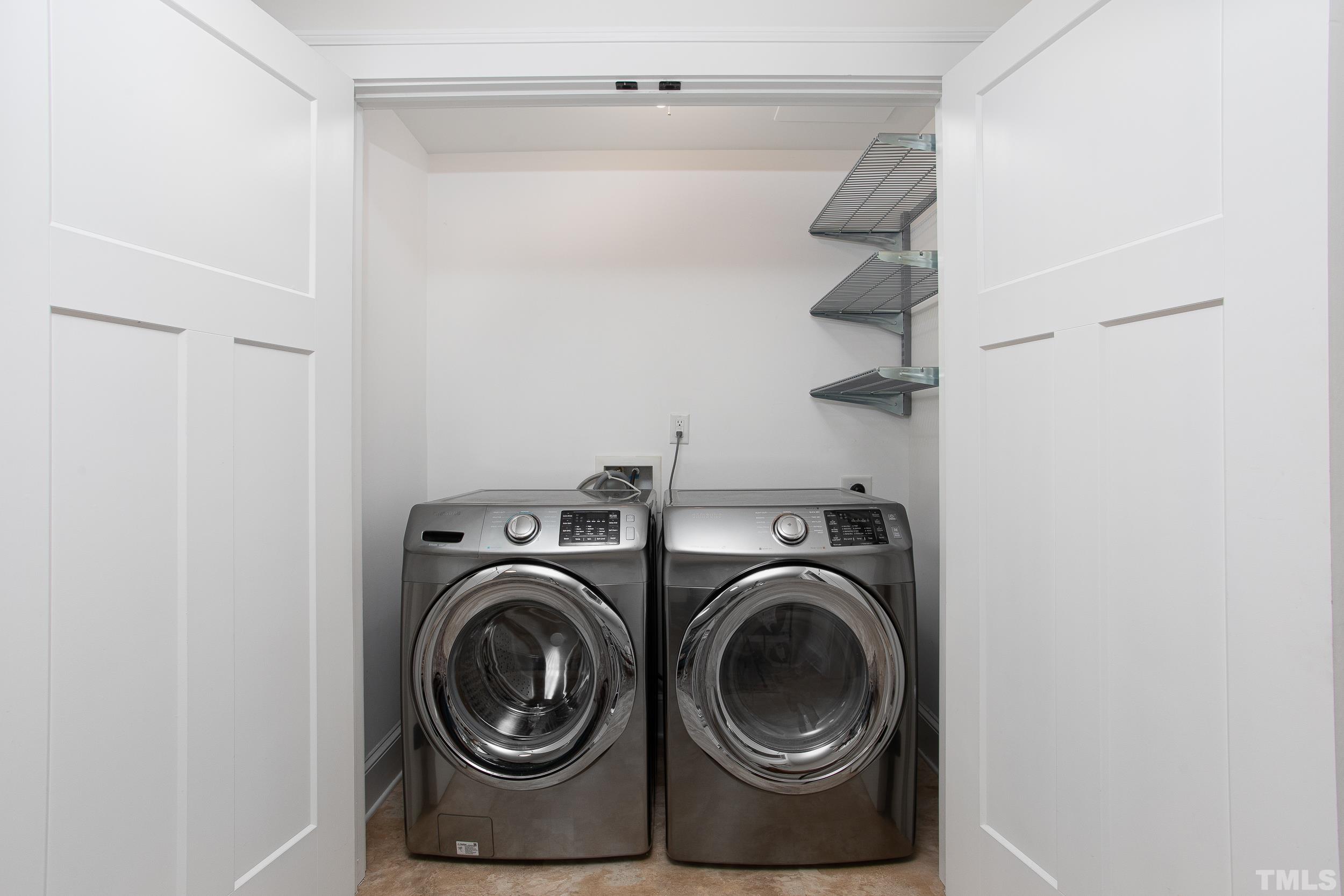1218 North Roxboro Street Durham, NC 27701 - Photo 35 of 39 a utility room with dryer and washer