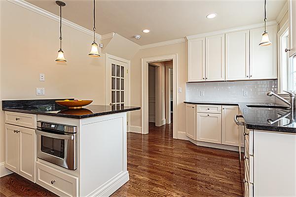 175 Lovell Road Watertown, MA 02472 - Photo 14 of 26