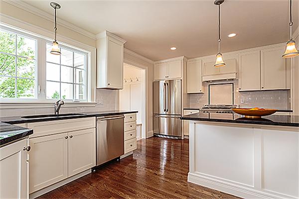 175 Lovell Road Watertown, MA 02472 - Photo 15 of 26