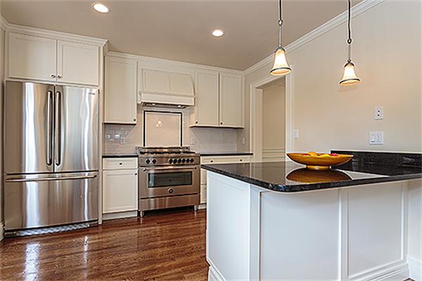 175 Lovell Road Watertown, MA 02472 - Photo 16 of 26