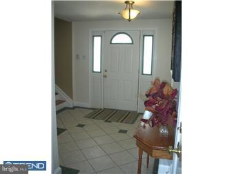 543 Winchester Road Warminster, PA 18974 - Photo 3 of 15 Foyer