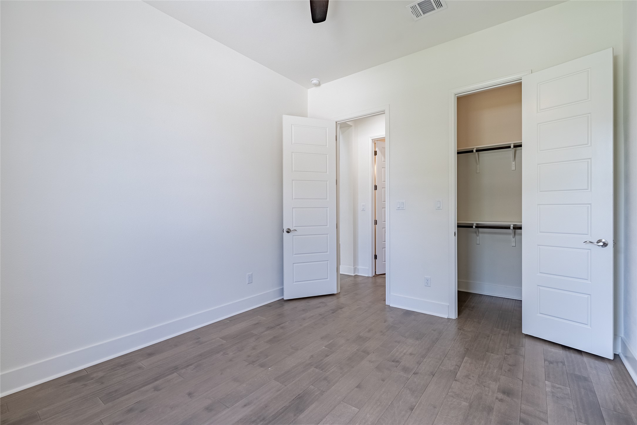 212 Eiglehart Road Austin, TX 78737 - Photo 7 of 31