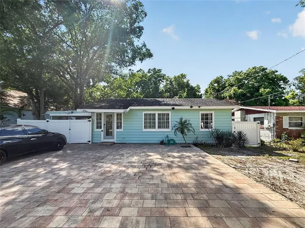 $2,400 | 6416 North Orleans Avenue, Tampa, FL 33604