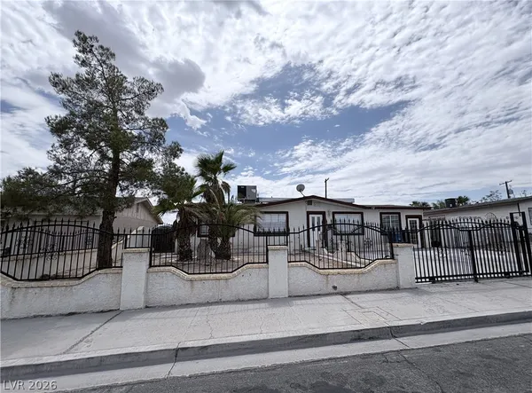 $2,050 | 6329 Brittany Way, Las Vegas, NV 89107