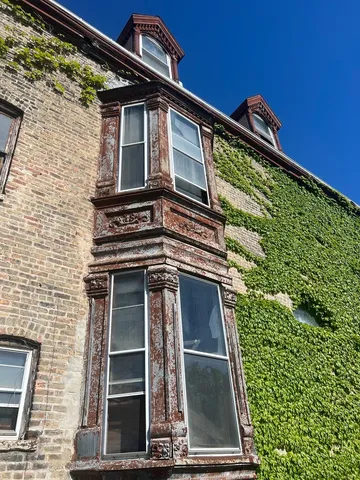 $500,000 | 3328 West Warren Boulevard, Chicago, IL 60624