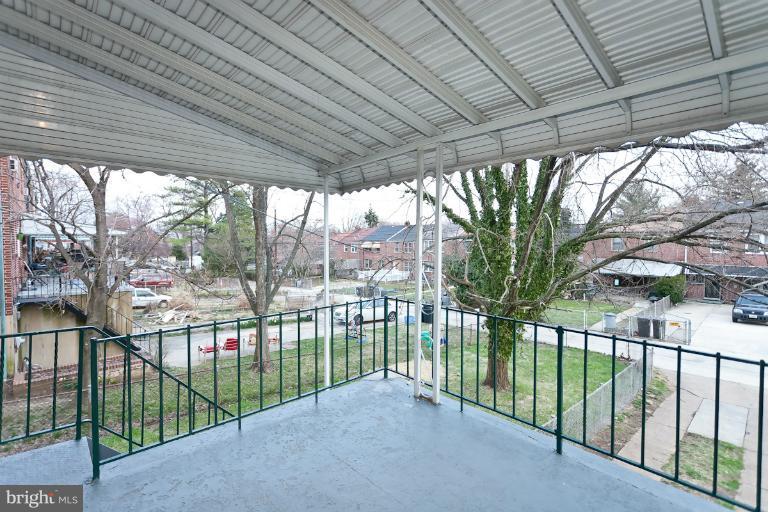 4937 West Hills Road Baltimore, MD 21229 - Photo 20 of 30 Exterior (General)