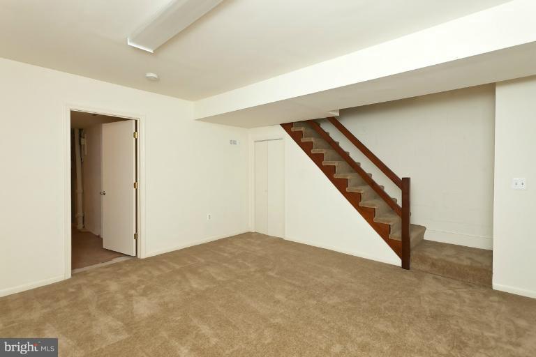 4937 West Hills Road Baltimore, MD 21229 - Photo 4 of 30 Basement