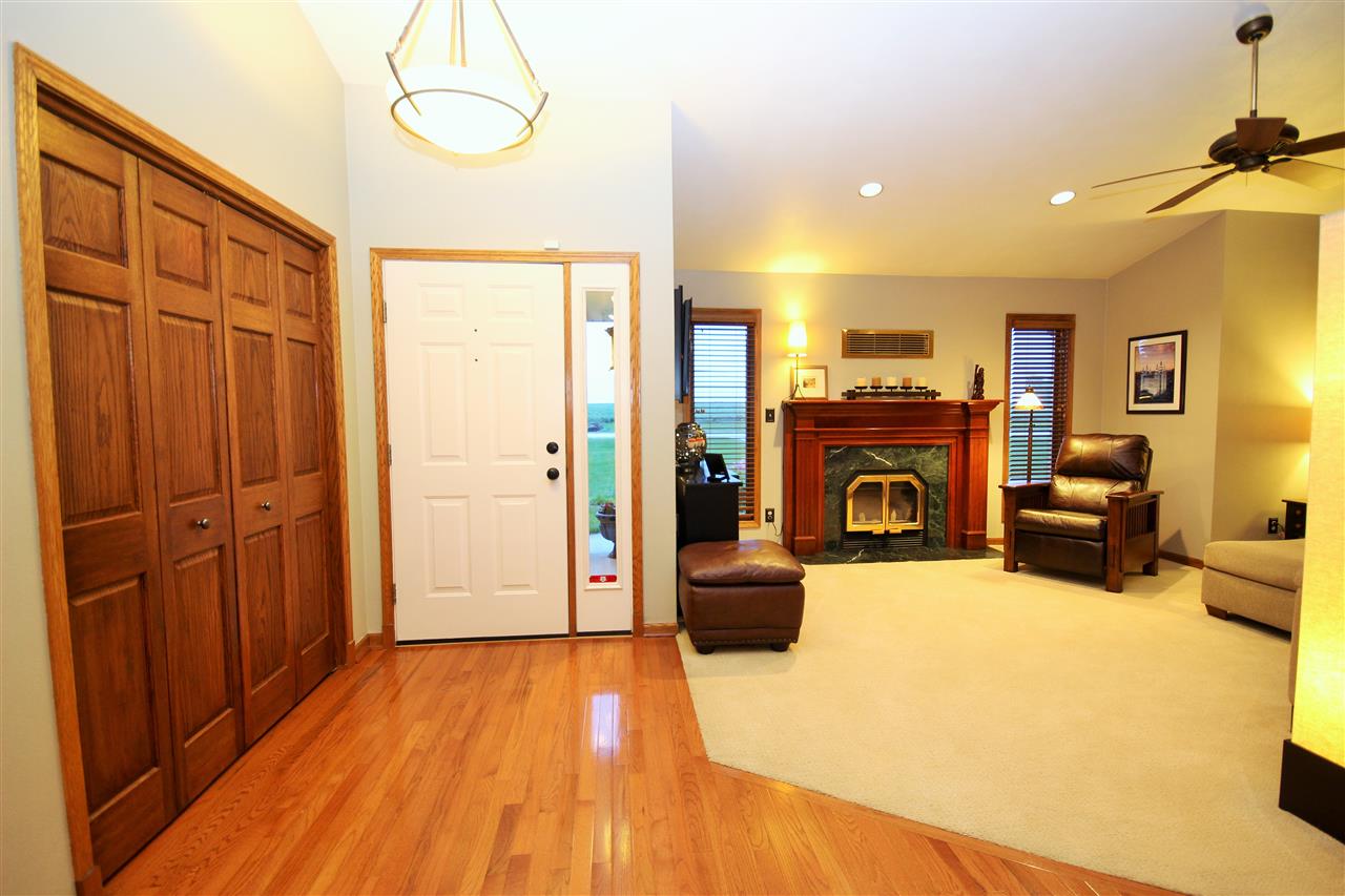 8110 Kelley Road Winnebago, IL 61088 - Photo 4 of 24 Gallery Image 4