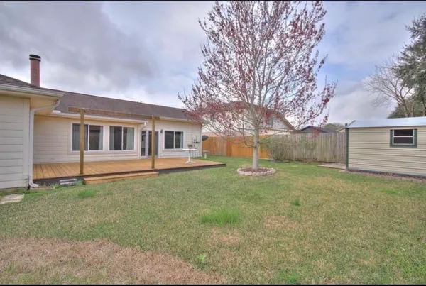 $2,100 | 3039 Becket Street, Pearland, TX 77584
