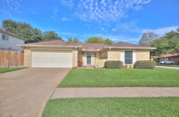 $2,100 | 3039 Becket Street, Pearland, TX 77584