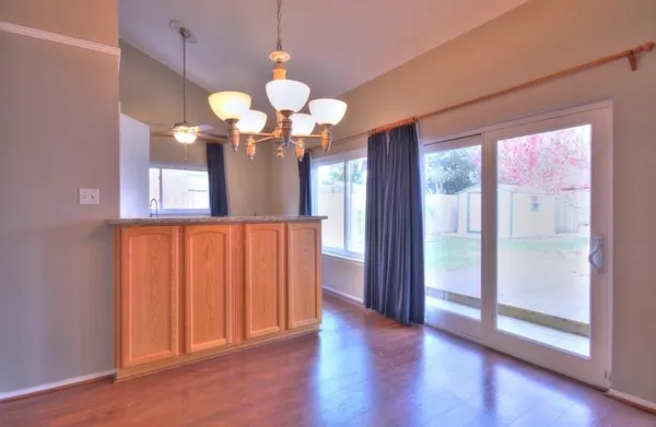 $2,100 | 3039 Becket Street, Pearland, TX 77584